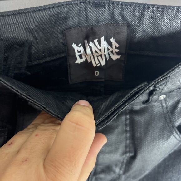 Empyre Size 0 Woman’s Tori Coated Black Jeans Loose Fit NWT - Picture 5 of 9